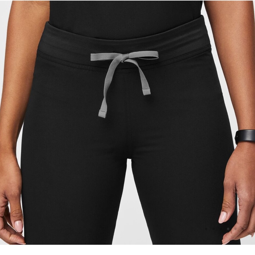 Figs Scrub Pants - Picture 3 of 7